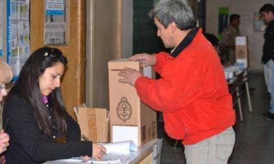Santa Cruz vota: Arrancaron las primarias que decidir�n candidatos de cara a octubre