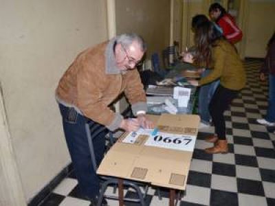 Los mercedinos llegaron a las urnas bien temprano