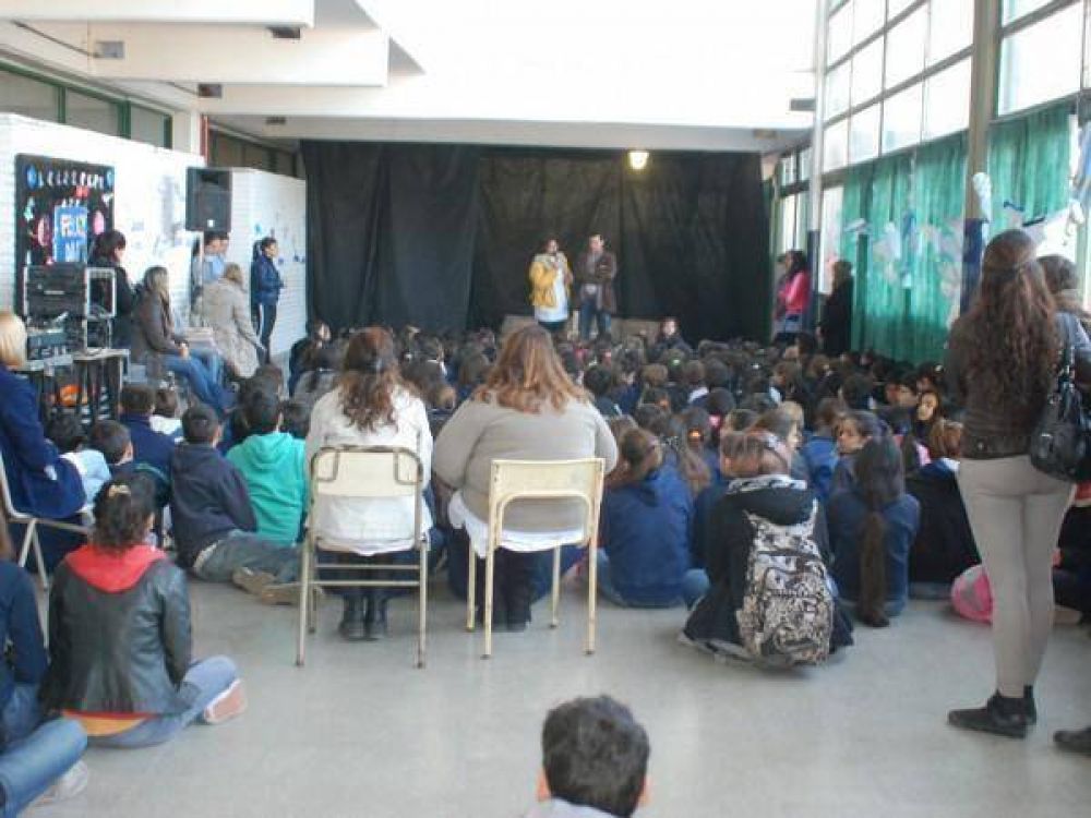 La C�mara de j�venes empresarios festej� el dia del ni�o