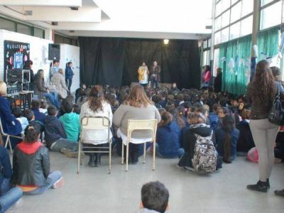 La C�mara de j�venes empresarios festej� el dia del ni�o