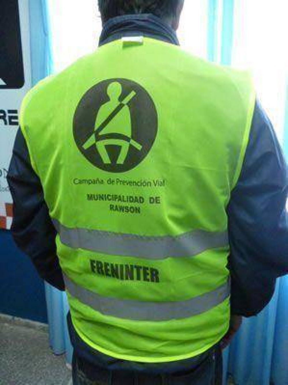 Entregar�n chalecos gratis en la v�a p�blica