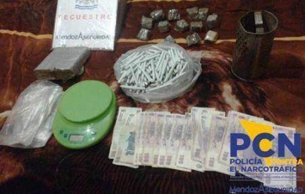 Secuestran coca�na, marihuana y LSD en San Mart�n y San Rafael 