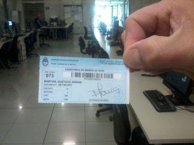 Ya se registran demoras en algunas mesas para emitir el sufragio