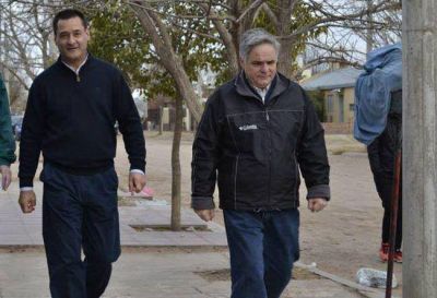 El intendente Larra�aga ech� a dos funcionarios por no �trabajar en la campa�a�