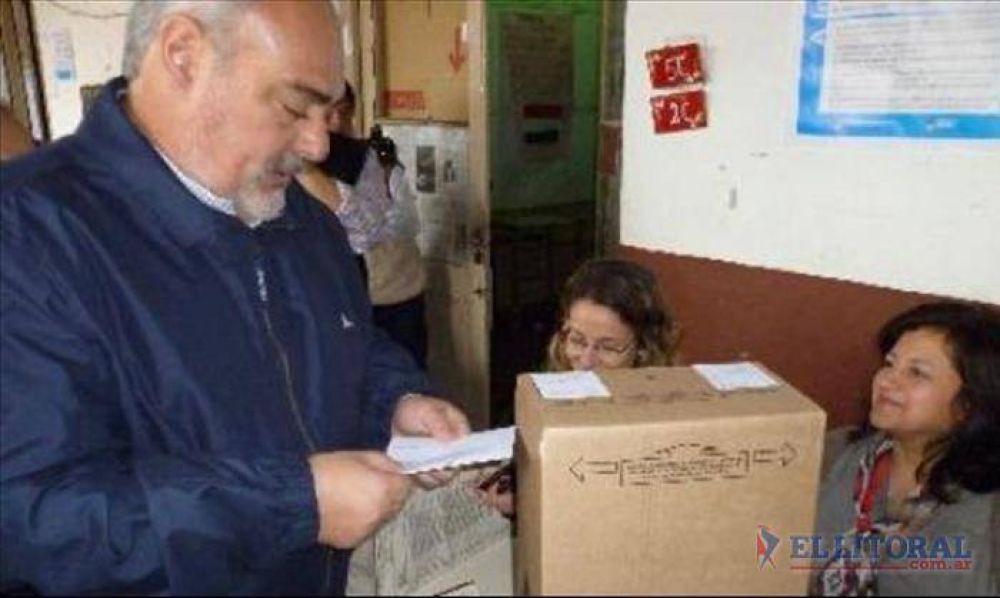 Ricardo Colombi: "Esta elecci�n significa un gasto enorme para ordenar las grillas"