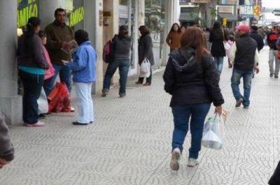 El Gobierno inyecta m�s efectivo en la econom�a local a trav�s del plus