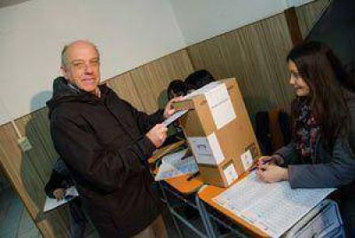 Ferro: �Es un d�a de fiesta para la democracia�