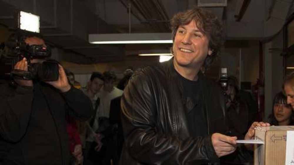 Le grit� �chorro� a Boudou y lo detuvo la Prefectura