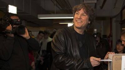Le grit� �chorro� a Boudou y lo detuvo la Prefectura