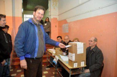 Marea popular y la izquierda consiguieron el pasaporte a Octubre