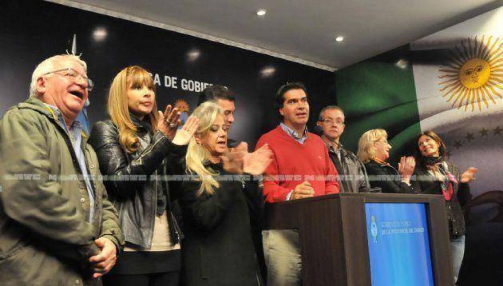 La lista 501 �K� completa representar� al Frente para la Victoria en las pr�ximas elecciones