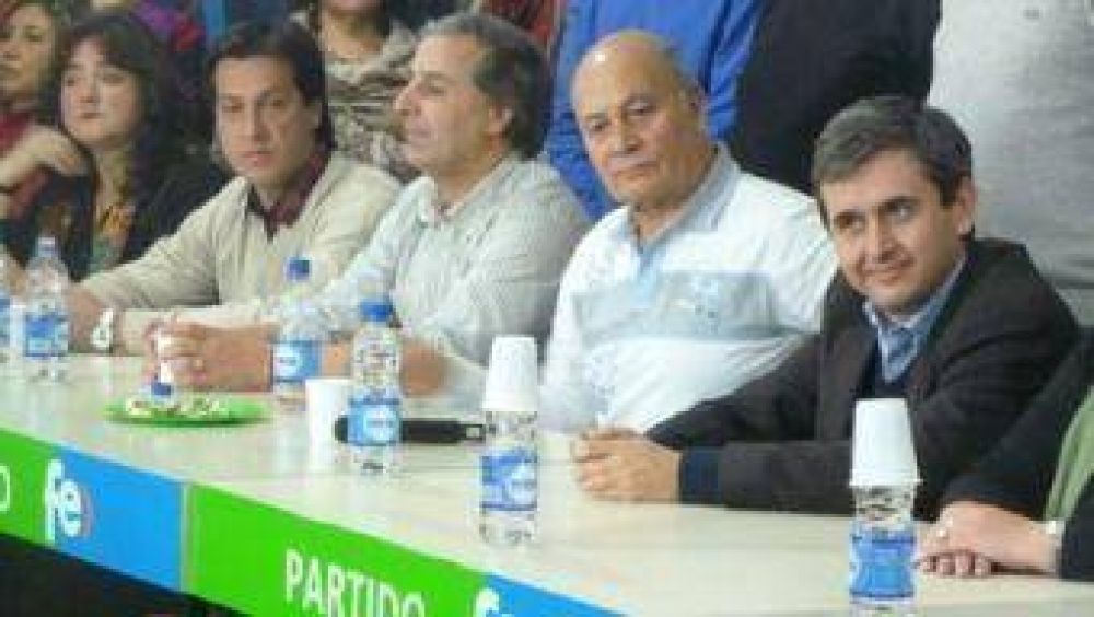 Uni�n con FE se impone en Necochea