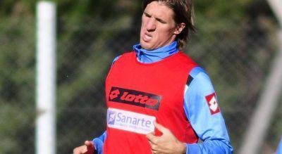 �Tet� Gonz�lez, descartado en Belgrano para enfrentar a a V�lez por la Copa