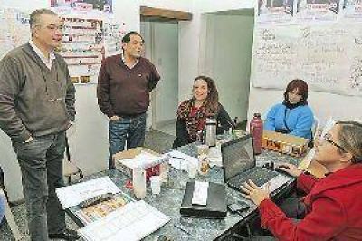 Rached valor� el apoyo a la "�nica fuerza opositora"
