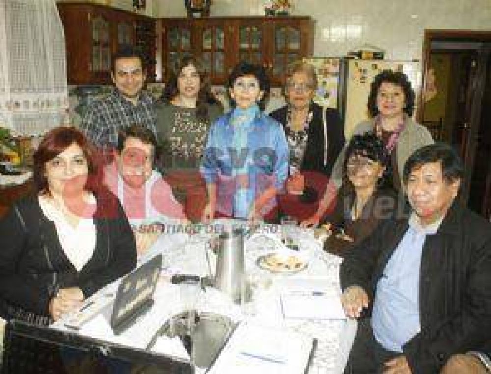 Bregan por formar la Federaci�n de ONG