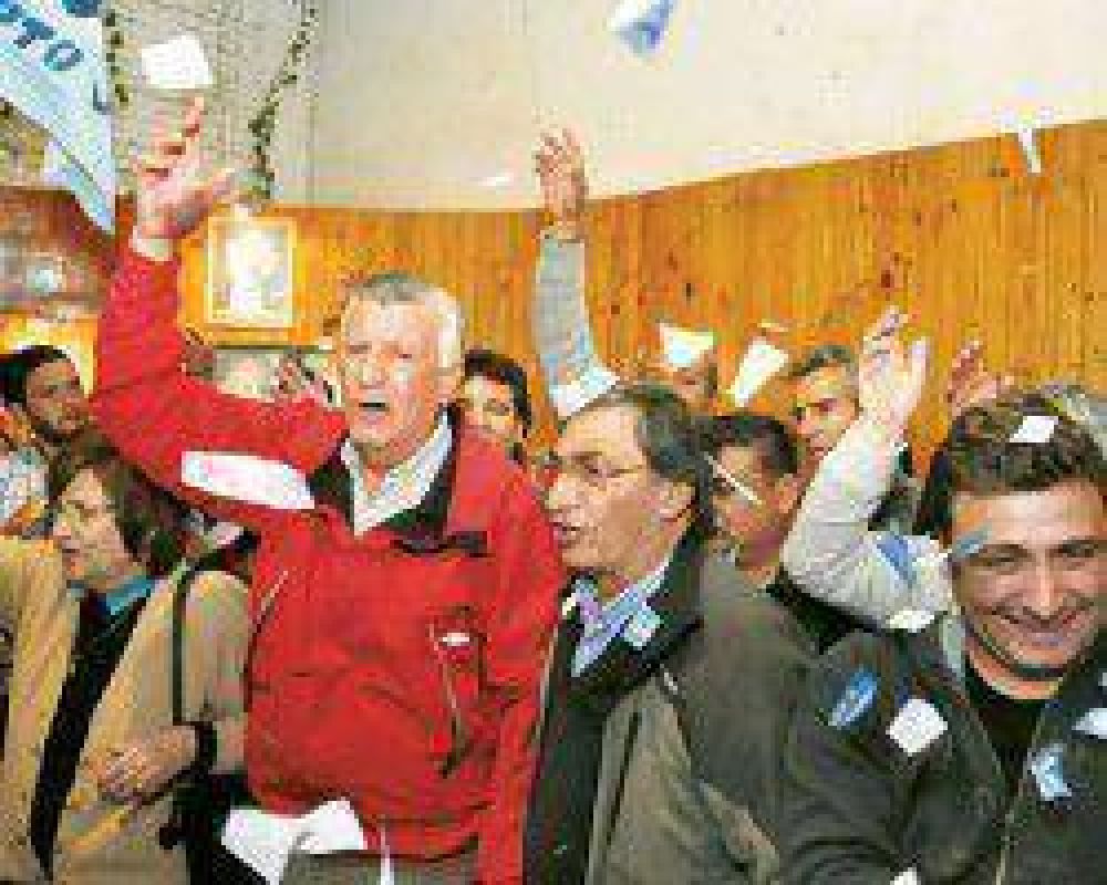 Jos� Luis Gioja: �Nosotros jugamos un partido amistoso�