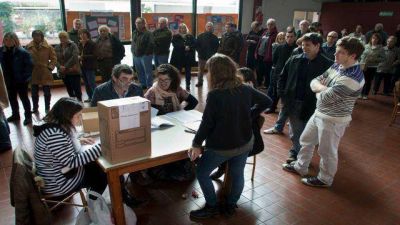 La participaci�n electoral alcanz� el 74 por ciento del padr�n  