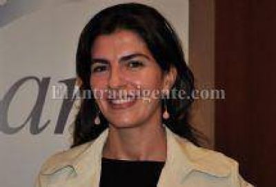 Betina Romero: "El oficialismo est� debilitado, Urtubey piensa que gan� y nosotros lo vemos golpeado"