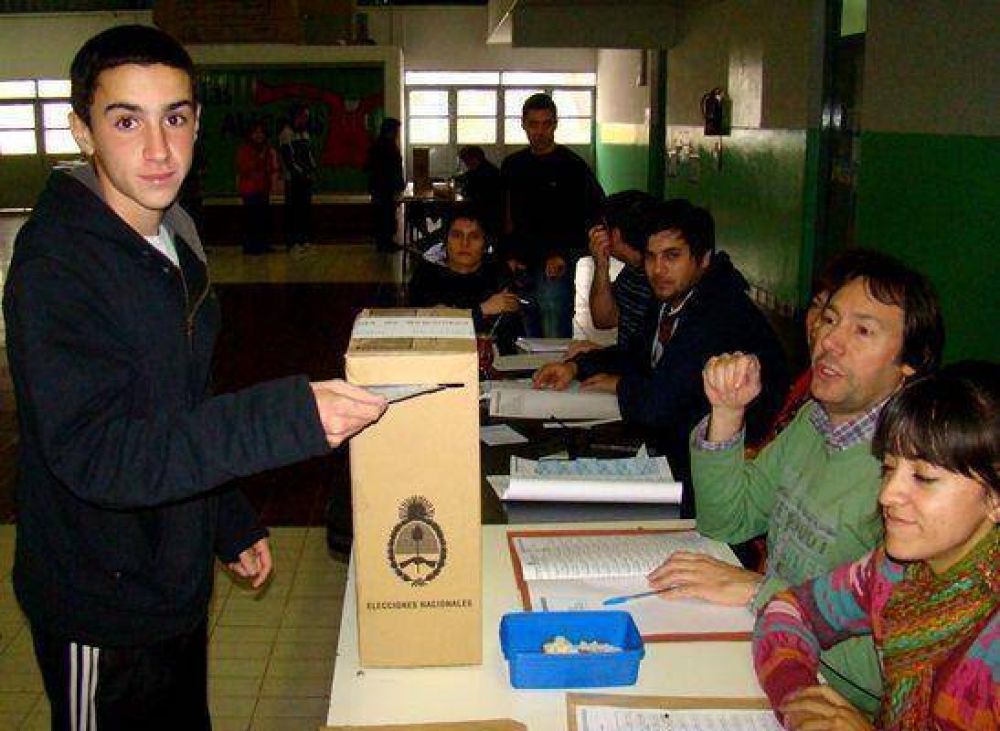 Voto Joven: escasa participaci�n