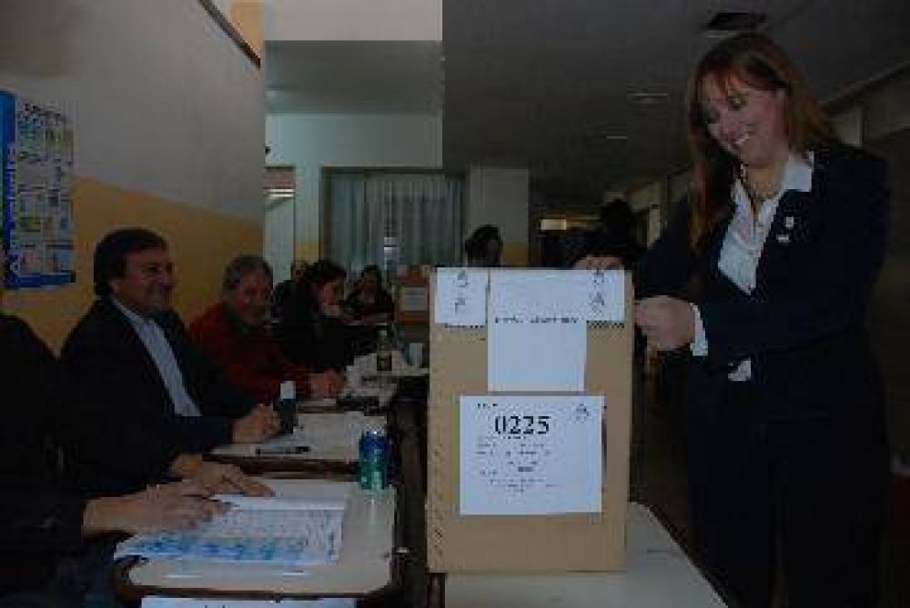 Con Odarda a la cabeza van derecho a octubre