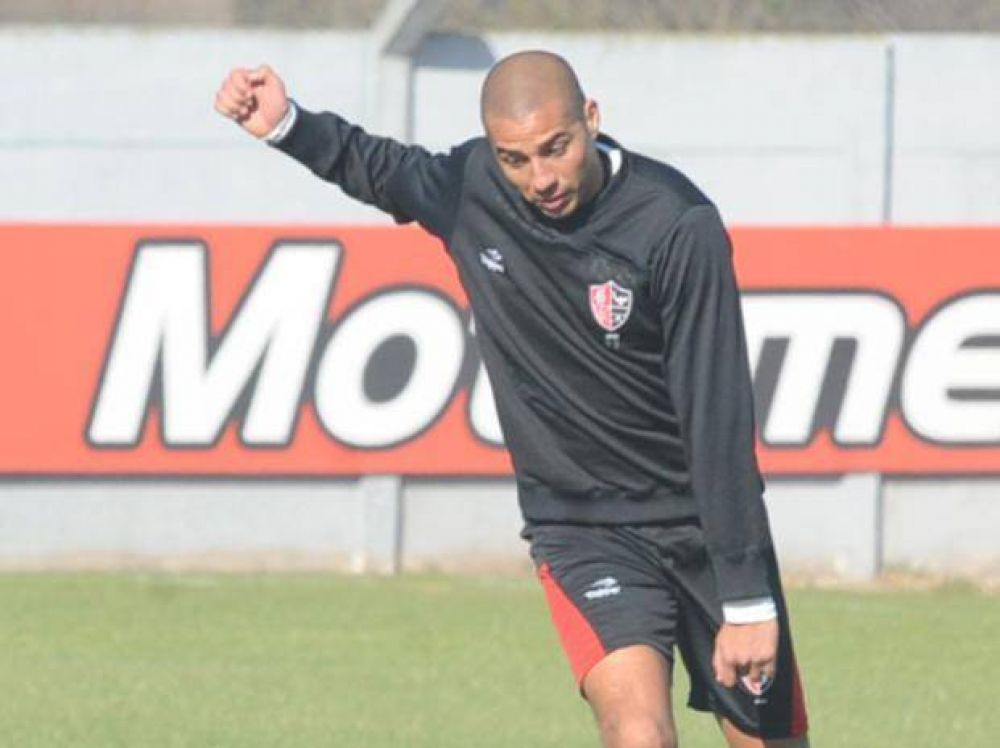 Newell's no apura a David: ma�ana no estar� ni en el banco ante Boca