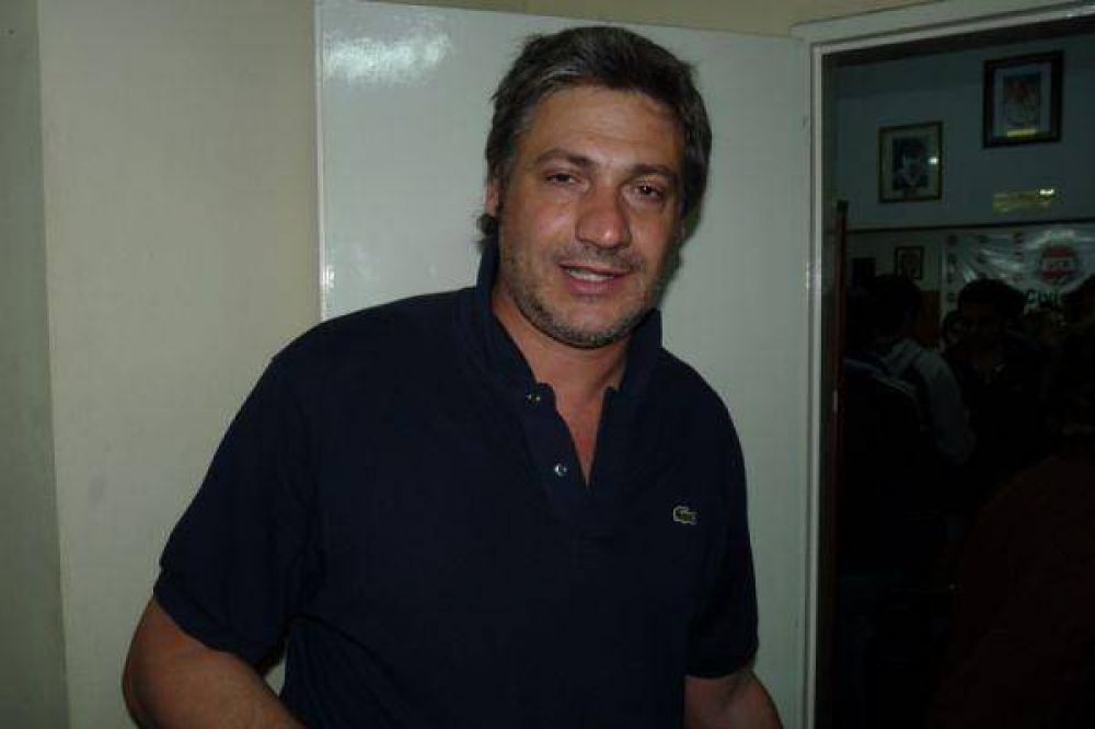 Claudio Massaccesi: "Este es el primer tiempo, el partido de ida"