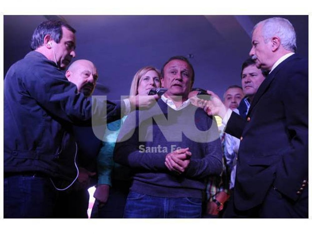 �La gente se cans� de la corrupci�n y nos eligi� como una opci�n�