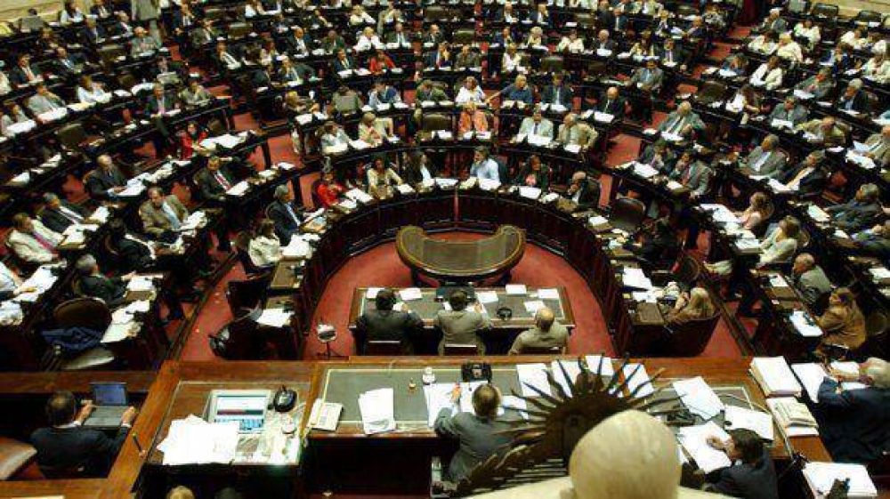 Diputados: el FpV ganar�a dos bancas y Massa entrar�a con 14, pero De Narv�ez ceder�a 13