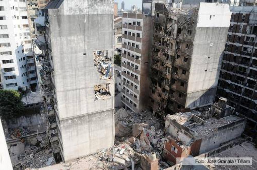 Rescatistas encontraron a la v�ctima n�mero 19 de la tragedia en Rosario