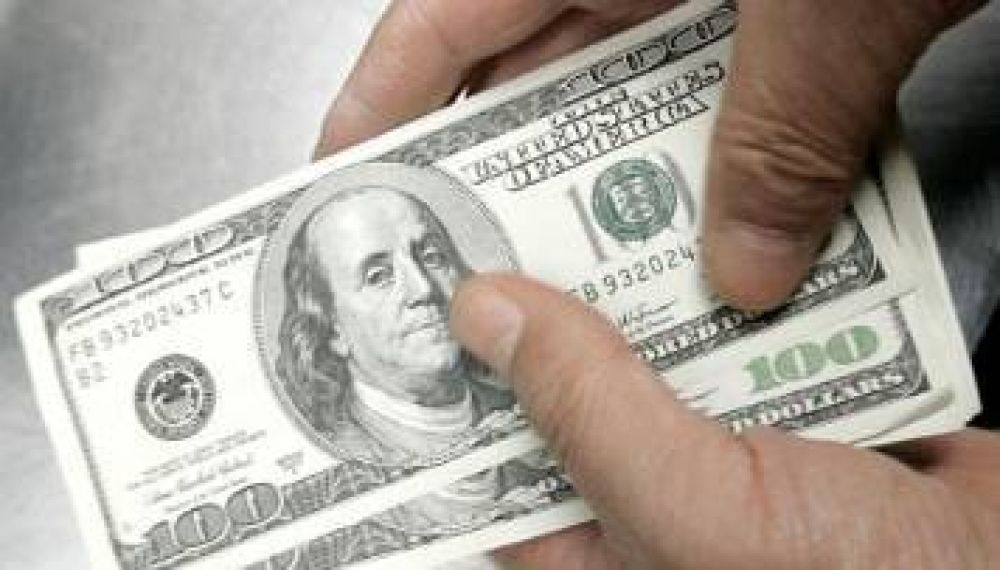 Cede el d�lar 'blue-blue' tras las elecciones y se vende a $ 8,82