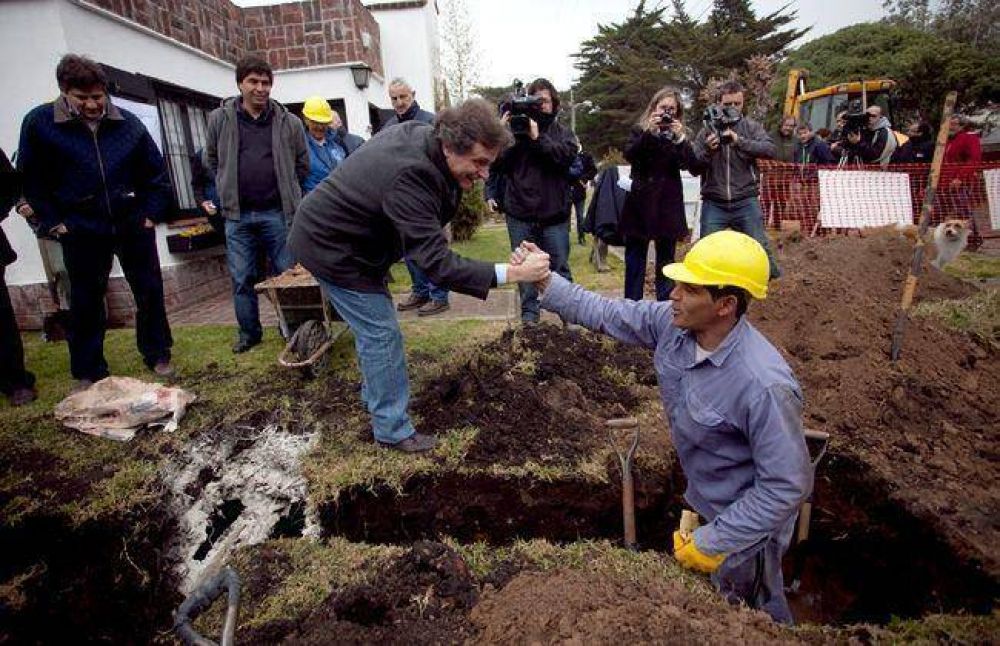 "Tampoco estamos para dormir en laureles"