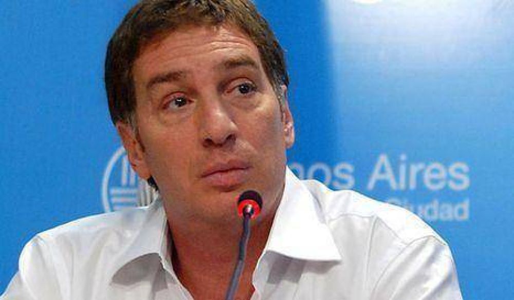 "El proyecto Macri 2015 est� m�s vivo que nunca"