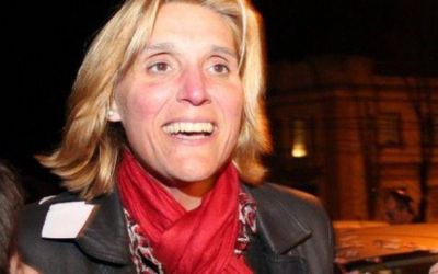 Baragiola se prueba el traje de �s�per Vilma� y no quiere la boleta de Stolbizer