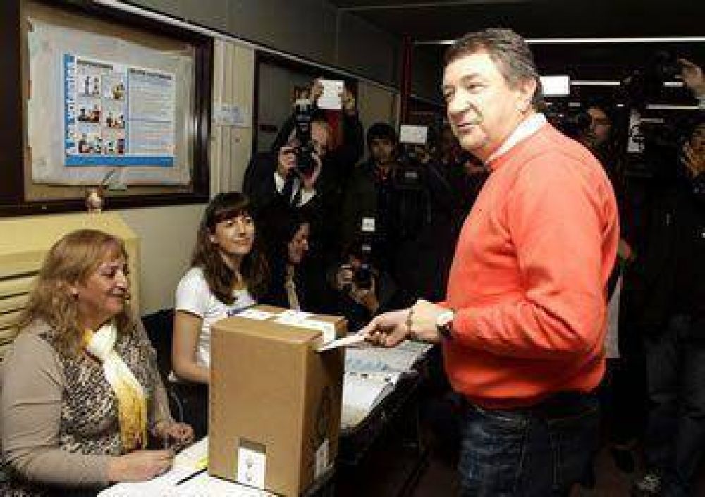 DE CARA A OCTUBRE: YAUHAR ES EL CANDIDATO DE FRENTE PARA LA VICTORIA