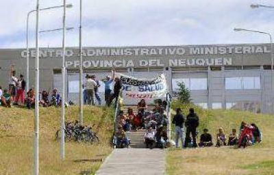 Protesta de Salud en el CAM