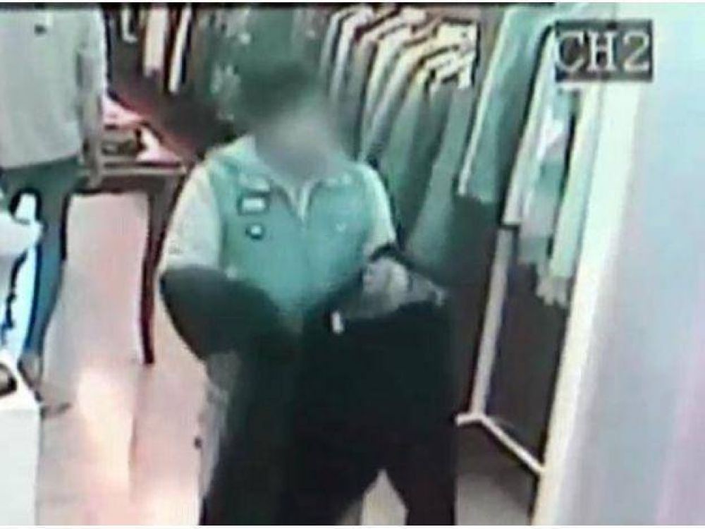 Detuvieron al joven que se masturbaba en los probadores de los comercios de General Alvear