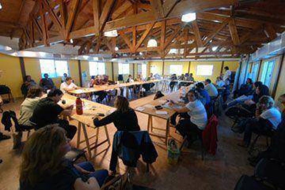 ADOSAC: Ma�ana habr� elecci�n de congresales en dos localidades