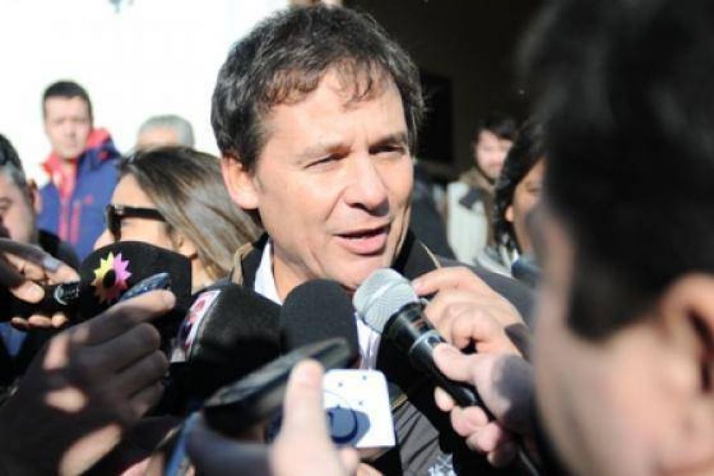 �Este triunfo no es de nosotros, es de la gente que quiere el cambio�
