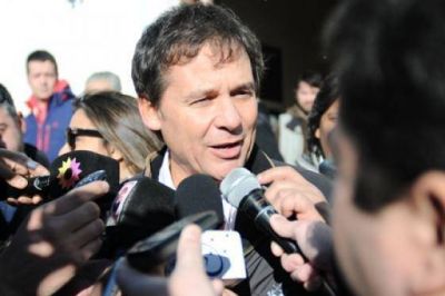 �Este triunfo no es de nosotros, es de la gente que quiere el cambio�