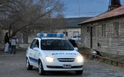 Encuentran a un hombre ahorcado en un predio de Caleta