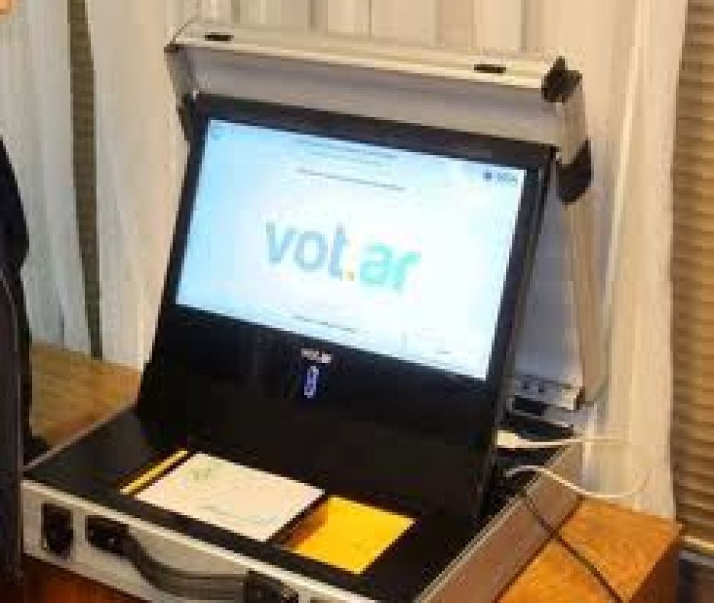 Presentan el nuevo dise�o de las terminales de votaci�n electr�nica