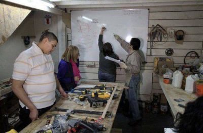 Los talleres de oficio y construcci�n ya est�n en marcha