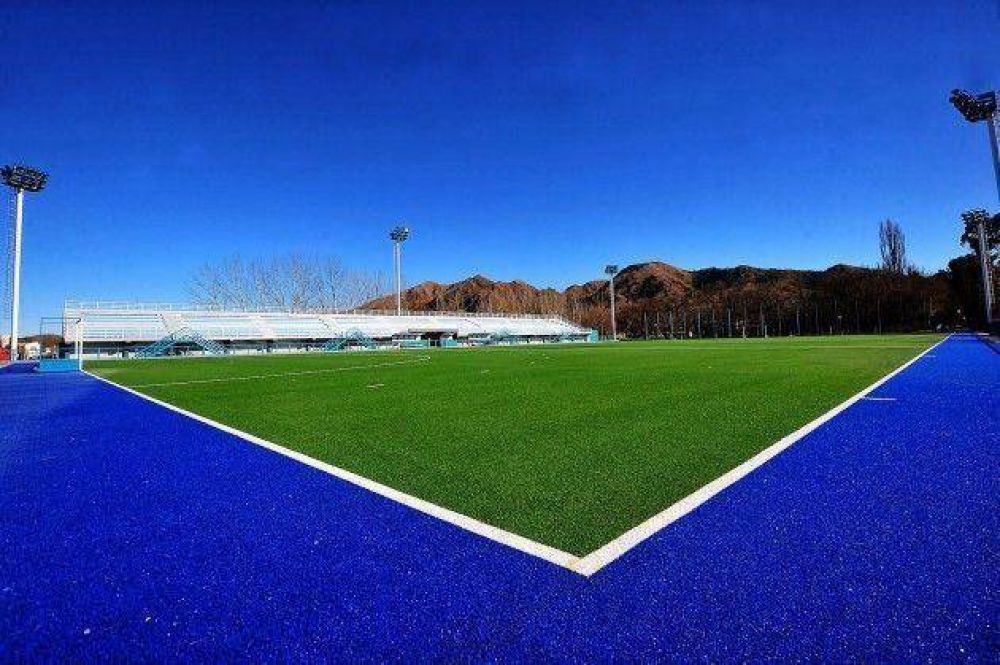 �Es maravilloso que el hockey por fin tenga su cancha�