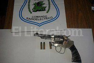 Detienen a dos menores de 15 a�os armados con un rev�lver calibre 38
