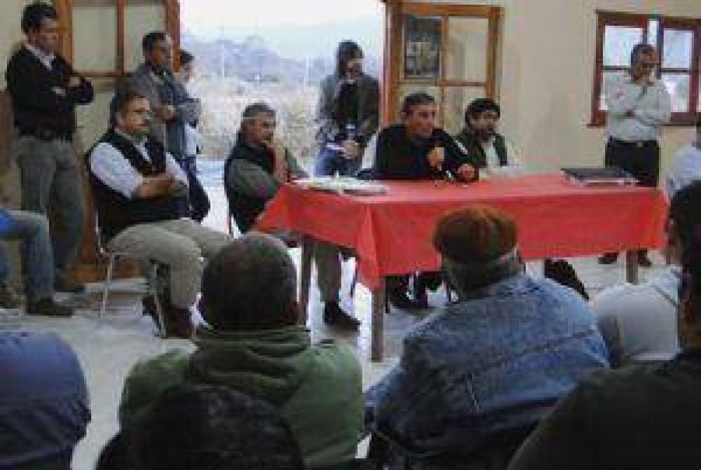 Pacl�n: buscan mejorar la producci�n ganadera