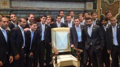 Los jugadores de la Selecci�n, fascinados con el Papa