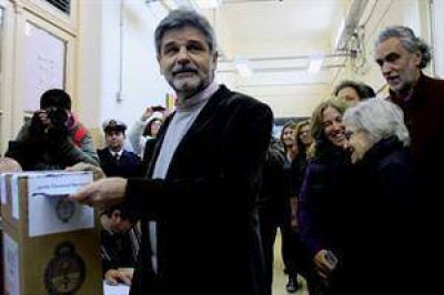 Daniel Filmus, tras el rev�s electoral: "No vamos a dar ni un paso atr�s"