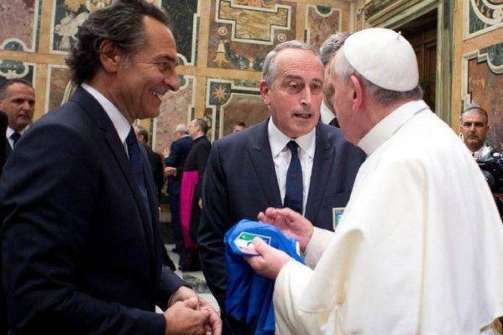 Los regalos que recibi� el papa Francisco