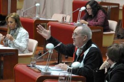 Cufr� ocupar� la Banca 28 para responder sobre Tecpetrol