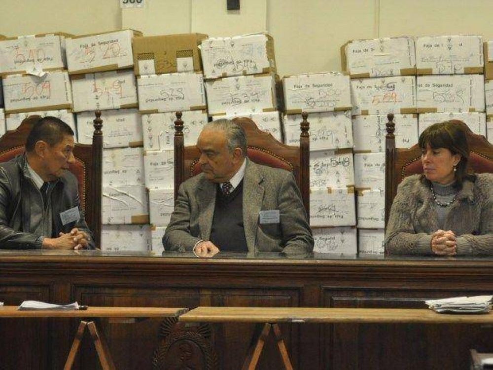 Se inici� ayer el escrutinio definitivo de las Paso 2013